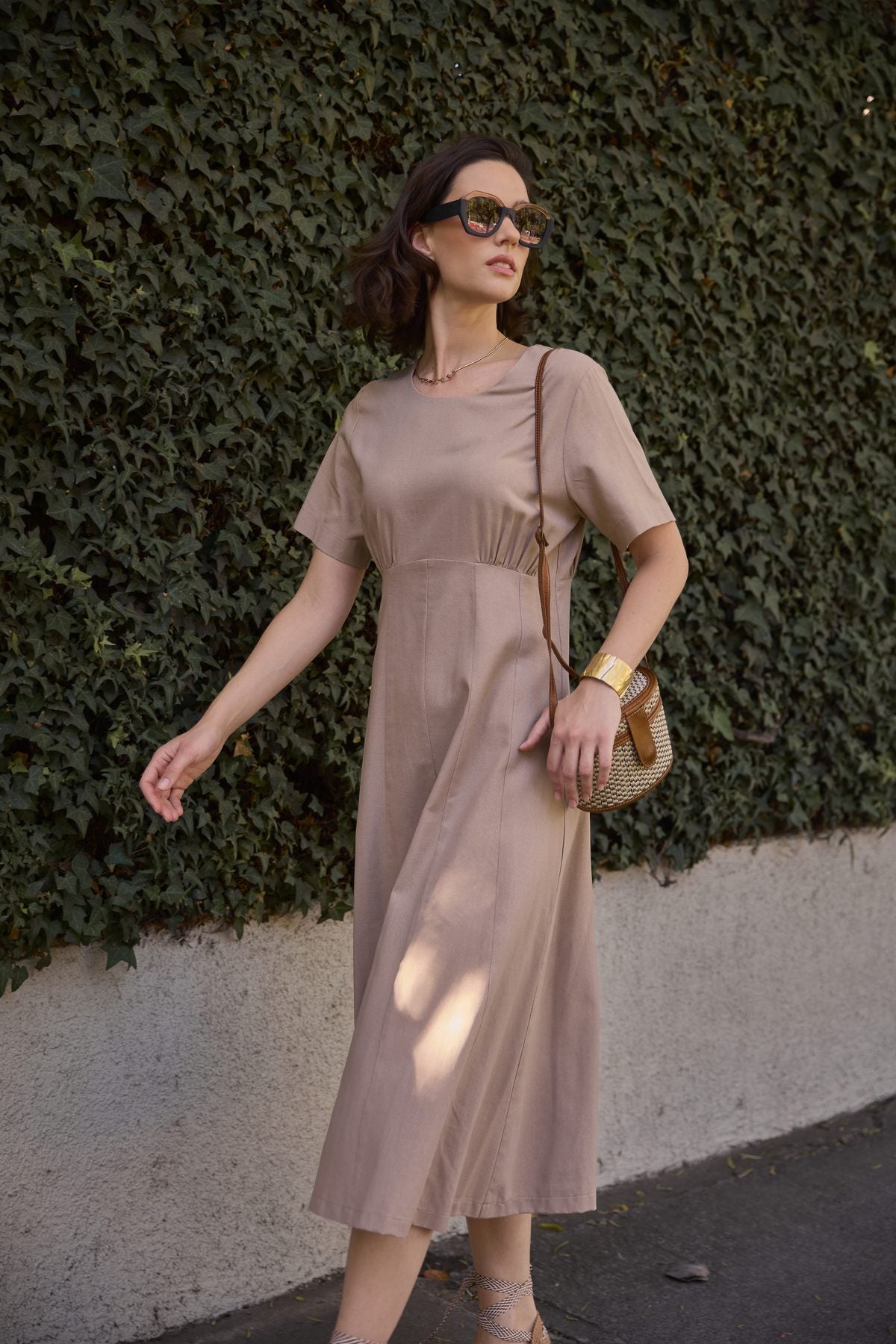 Vestido Calma Taupe